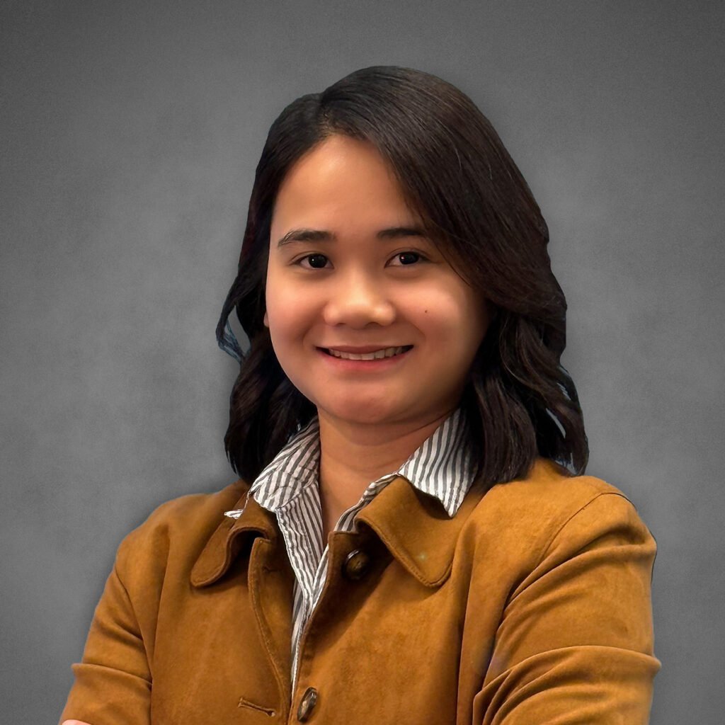 Jeannalla headshot